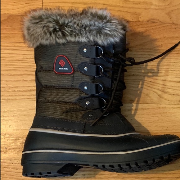 DREAM PAIRS SNOW BOOTS - Picture 2 of 4